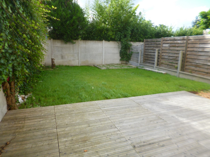 Offres de location Appartement st pierre les nemours (77140)